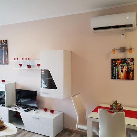 Apartment Rea Суботица Экстерьер фото