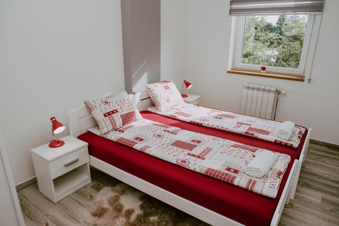 Apartment Rea Суботица Экстерьер фото