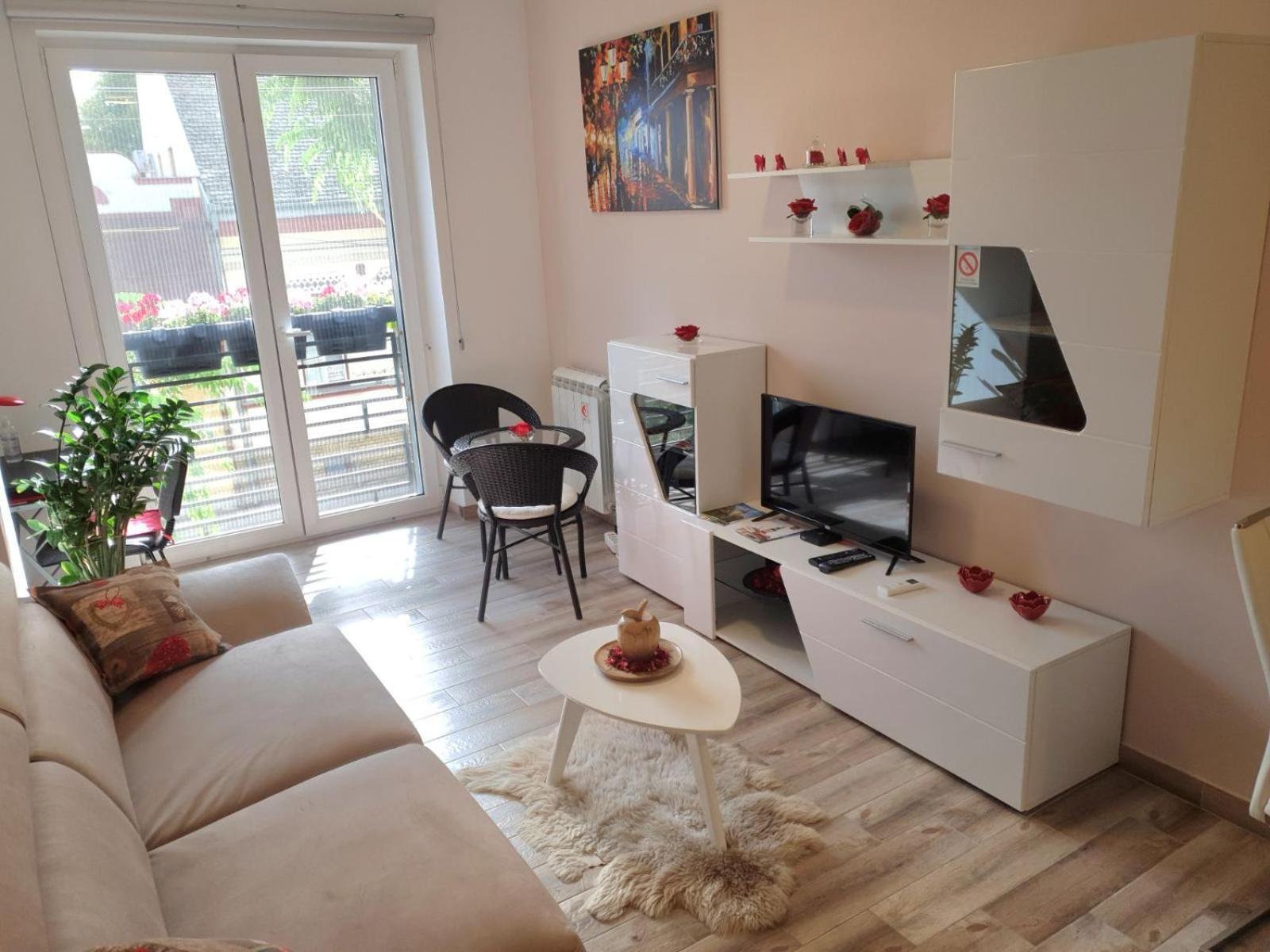Apartment Rea Суботица Экстерьер фото