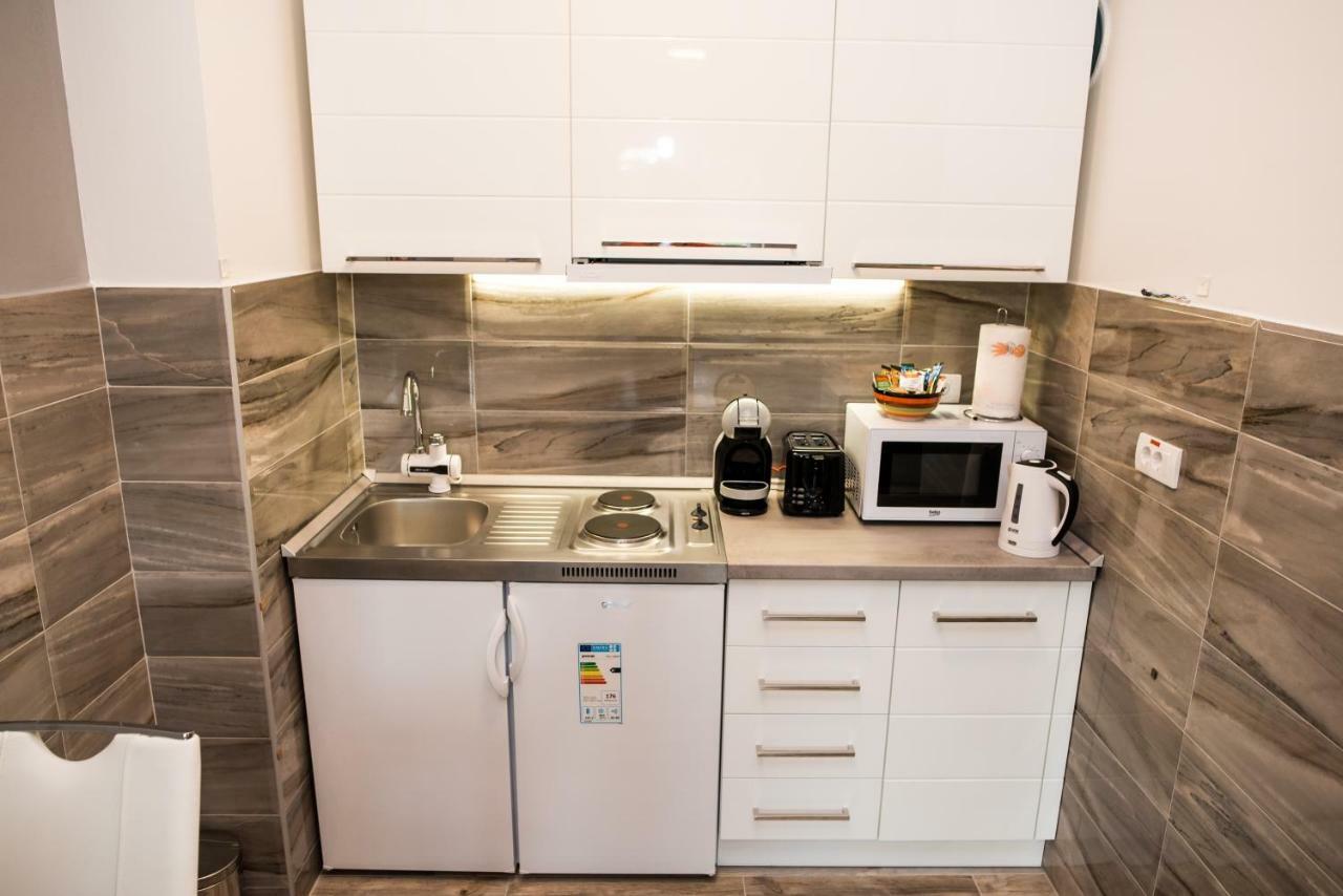 Apartment Rea Суботица Экстерьер фото